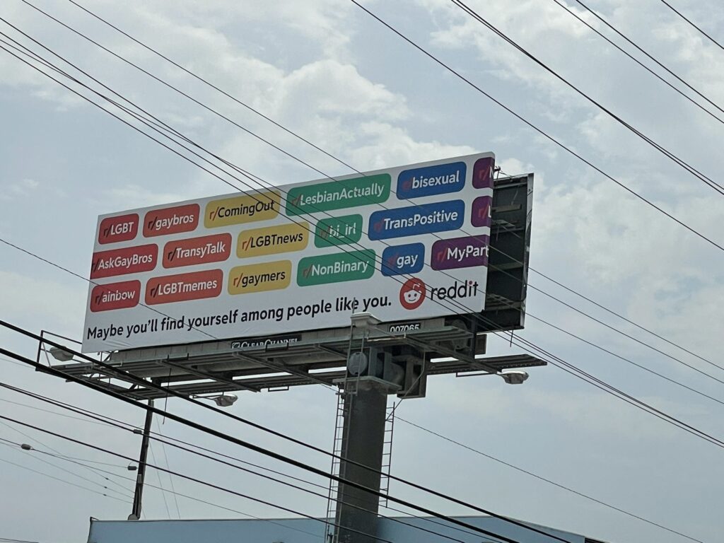 Kampania reddit na Pride Month